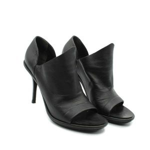 BALENCIAGA Black Soft Leather Glove Open Toe 38.5